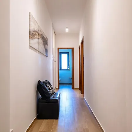 Incanto - 3 Bedroom & Free Parking * バーリ