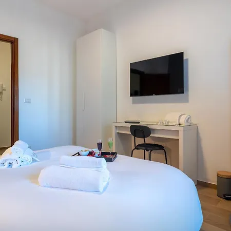 Incanto - 3 Bedroom & Free Parking Apartament Bari