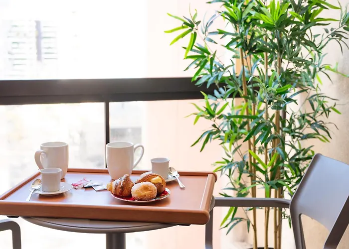 Incanto - 3 Bedroom & Free Parking Апартаменти *