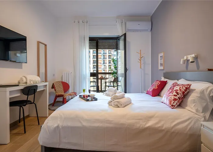 Incanto - 3 Bedroom & Free Parking Барі